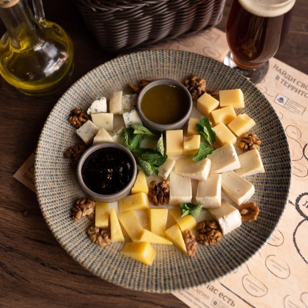 Сырное плато